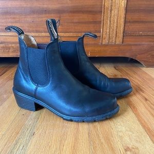 Blundstone heeled Chelsea boot